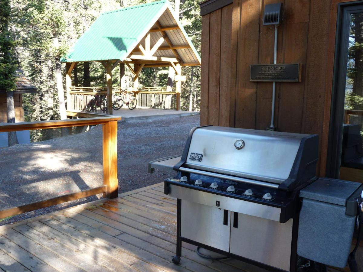 Canmore Alpine Hostel - Alpine Club Of Canada エクステリア 写真