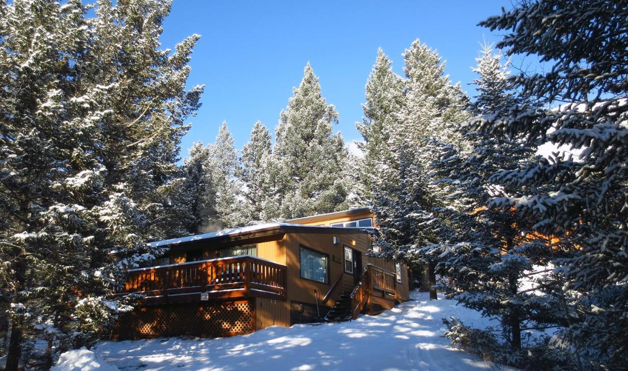 Canmore Alpine Hostel - Alpine Club Of Canada エクステリア 写真