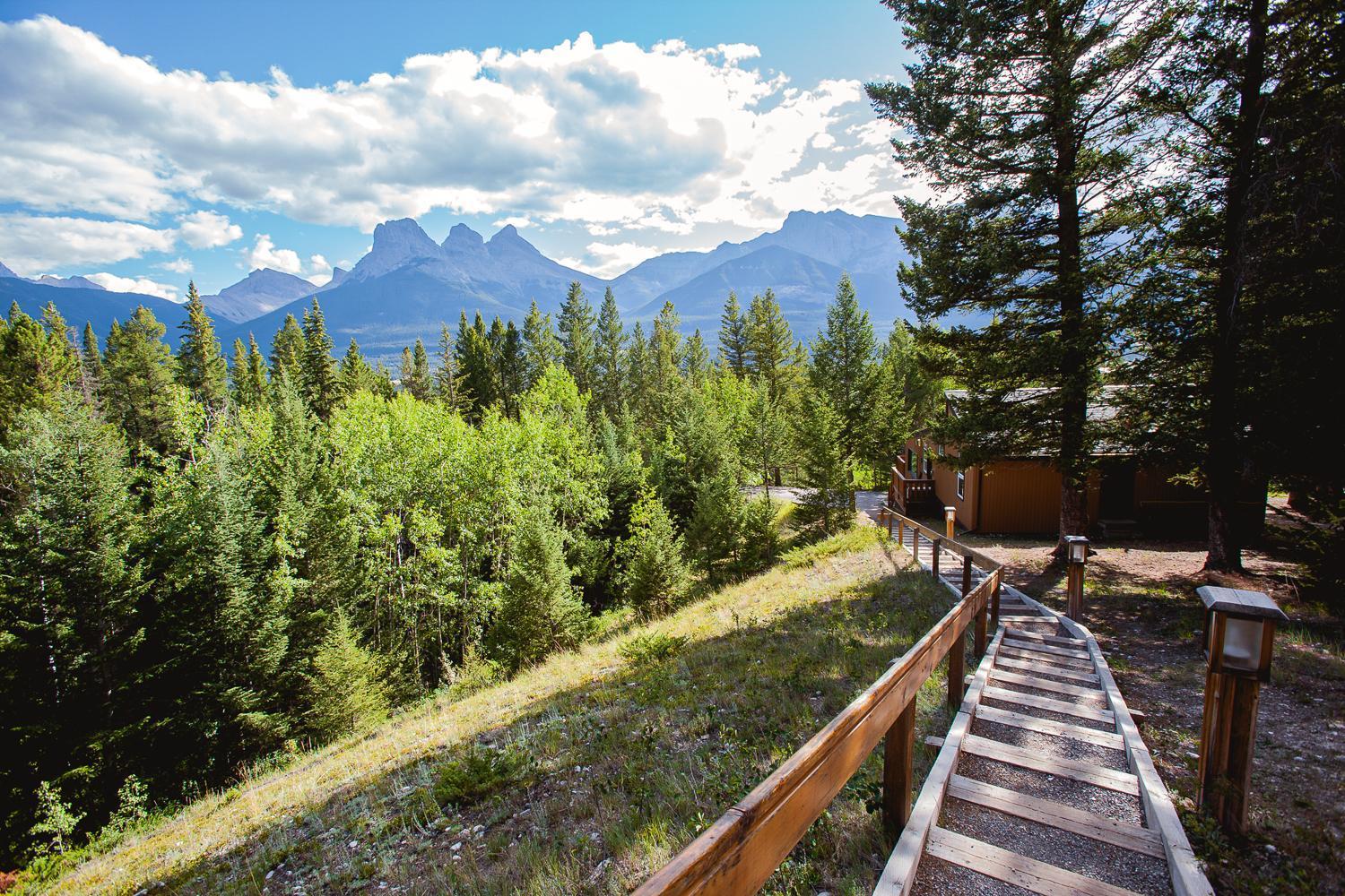 Canmore Alpine Hostel - Alpine Club Of Canada エクステリア 写真