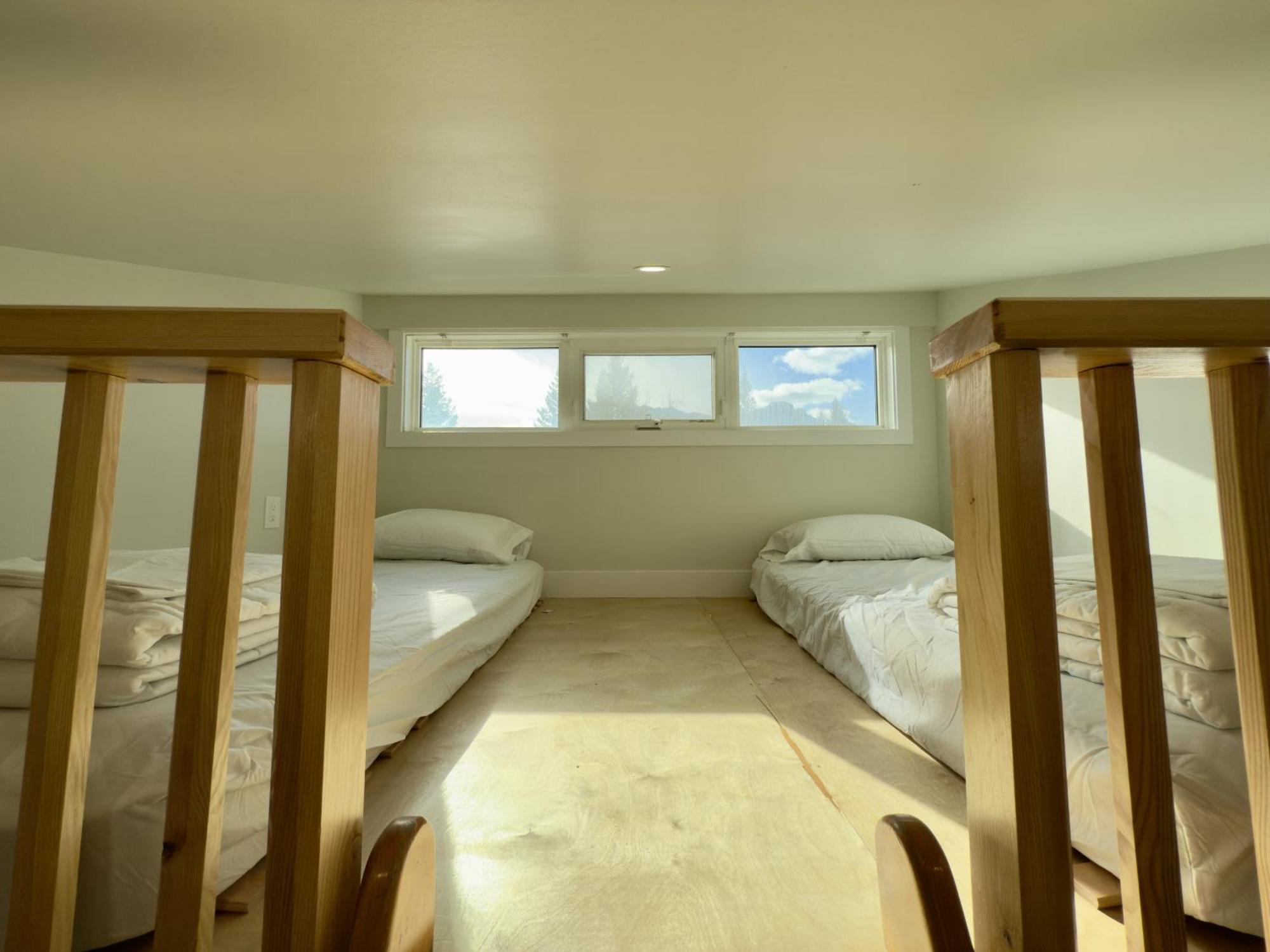 Canmore Alpine Hostel - Alpine Club Of Canada エクステリア 写真